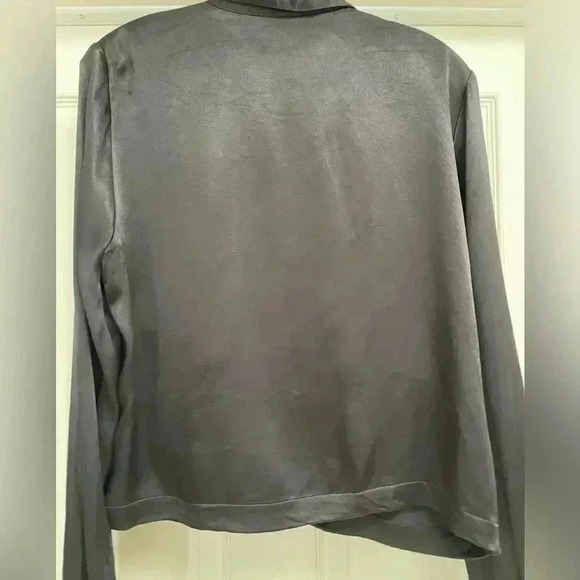 J Crew Lady Shirt-Jacket in Luster Crepe Black size Medium - Picture 9 of 9